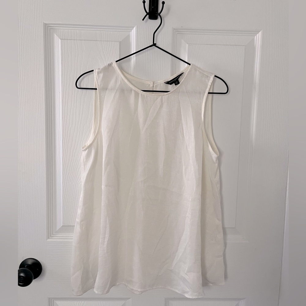 Banana Republic Silky Shell Tank in Cream
